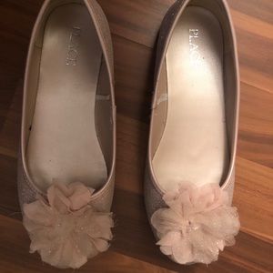 Flower detailed flats